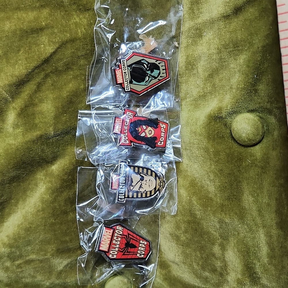 New Package Loot Crate Collector Corps Collectable Marvel Lapel Pin Bundle of 4